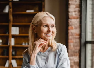 She Already Knows: Reclaiming Intuition in Business and Leadership