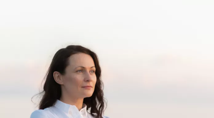 When Broken Becomes Beautiful: Resilience and Leadership in Times of Setback