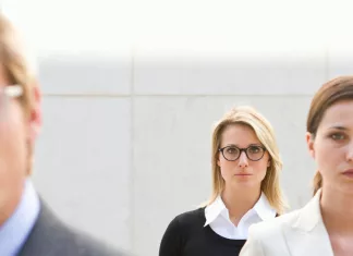 Why Elite Leaders Don’t Outsource Their Worth Why Elite Leaders Don’t Outsource Their Worth