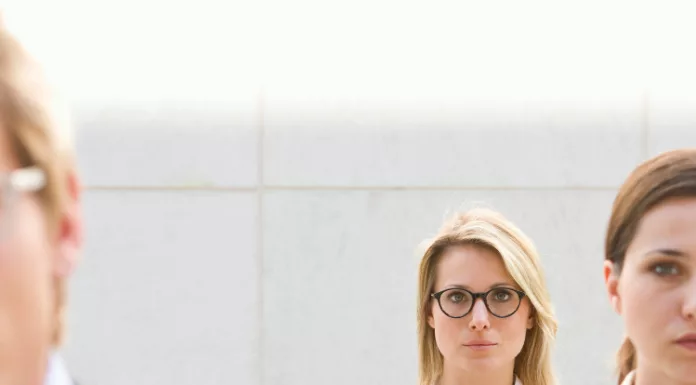 Why Elite Leaders Don’t Outsource Their Worth