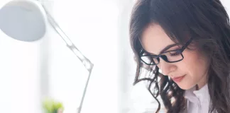 Balancing Financial and Emotional Intelligence in Business